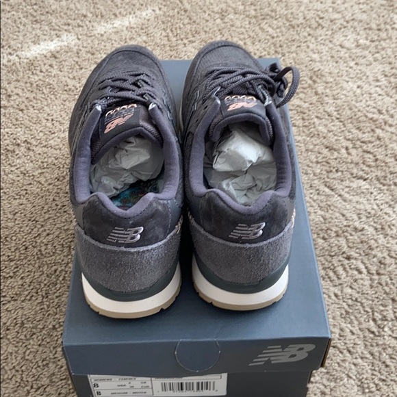 NIB NEW Women’s New Balance 696 WL696BY - Picture 4 of 7